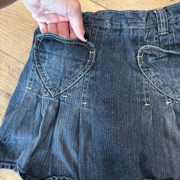 Faded Glory Girls Denim Skirt with Heart Pockets Size 8 - Picture 2 of 6